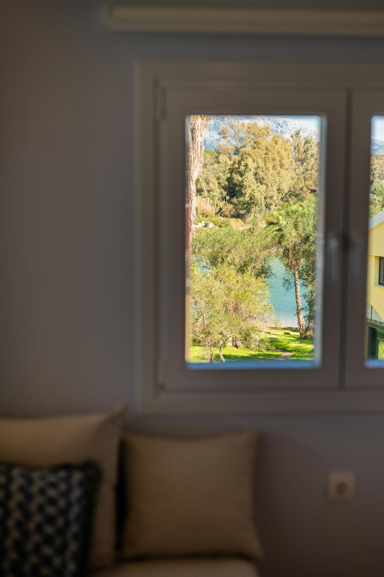 Palm Tree Corfu Apt. Danilia エクステリア 写真